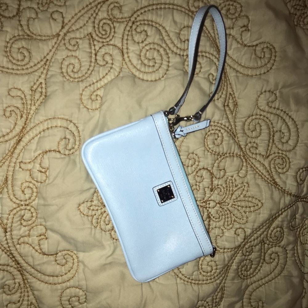 Dooney & Bourke wristlet